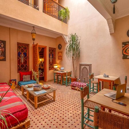 Riad Majdoulina Chez Jiji マラケシュ エクステリア 写真