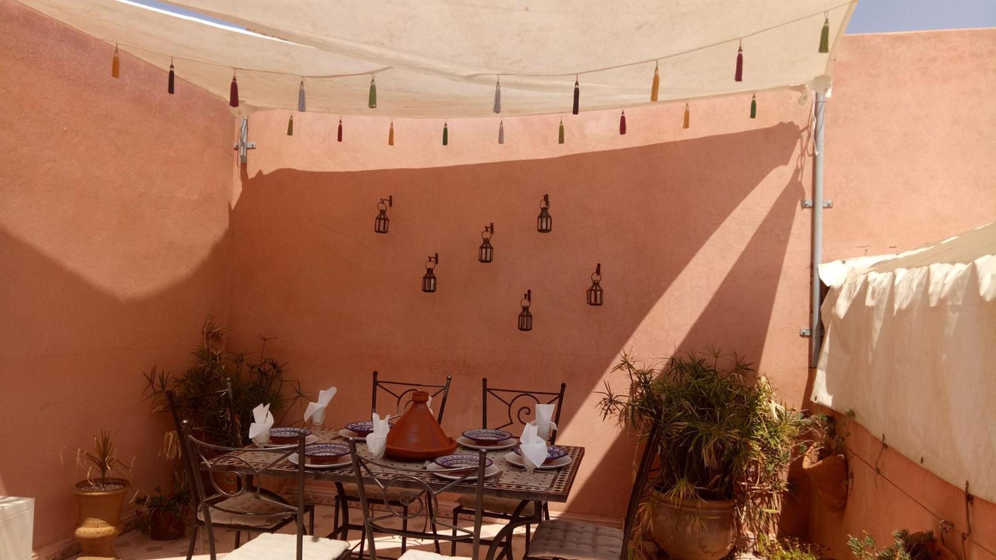 Riad Majdoulina Chez Jiji マラケシュ エクステリア 写真